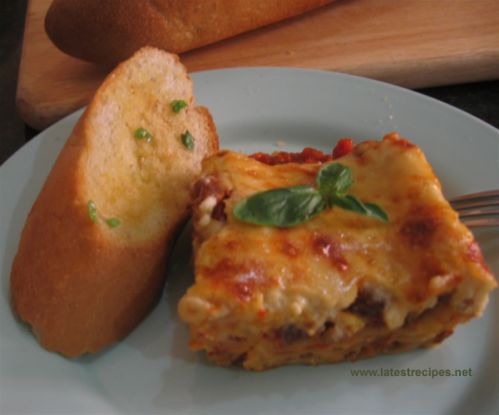 Easy Bechamel Lasagna