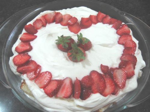 Strawberry Trifle Cake