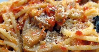 Pasta with Mushroom and Tomato Confit