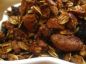 Honey-Sweetened Oatmeal and Nut Granola