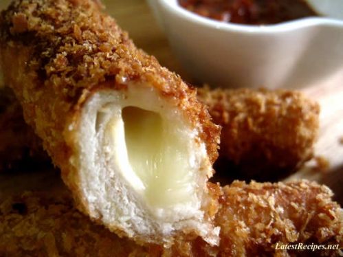 Mozzarella Bread Rolls