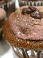 Milo Cupcakes with Melted Marshmallow Frosting