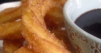 Churros con Chocolate