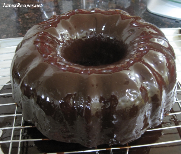 chocolate_covered_marble_cake