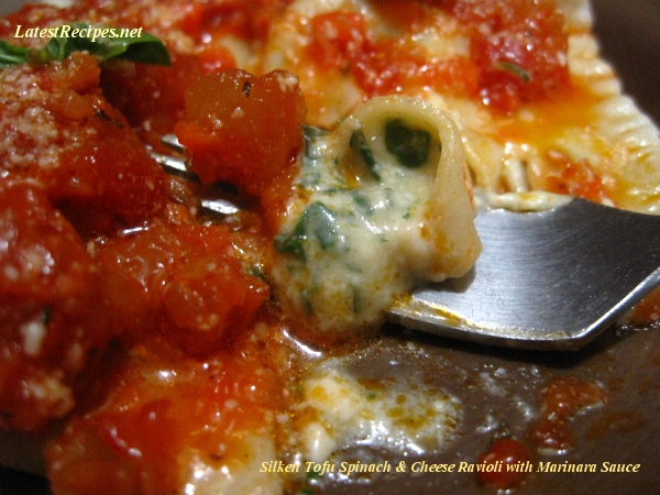 silken_tofu_spinach_cheese_ravioli_with-marinara_sauce_1