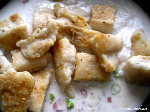 fish_fillet_in_hot_spicy_coconut_sauce_1