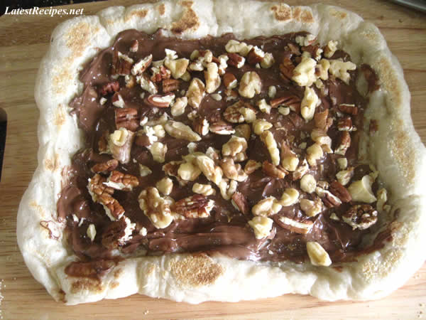 grilled_nutella_pizza_1
