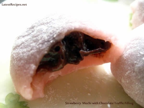 strawberry_mochi_chocolate_truffle