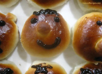 Chocolate Faces Mini Bread Rolls
