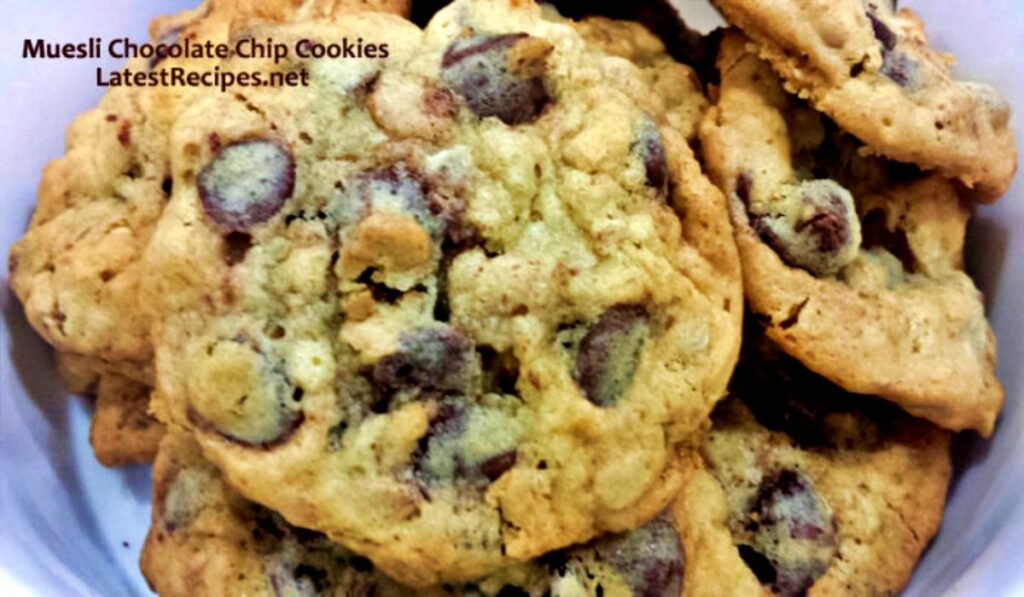 Muesli Chocolate Chip Cookies