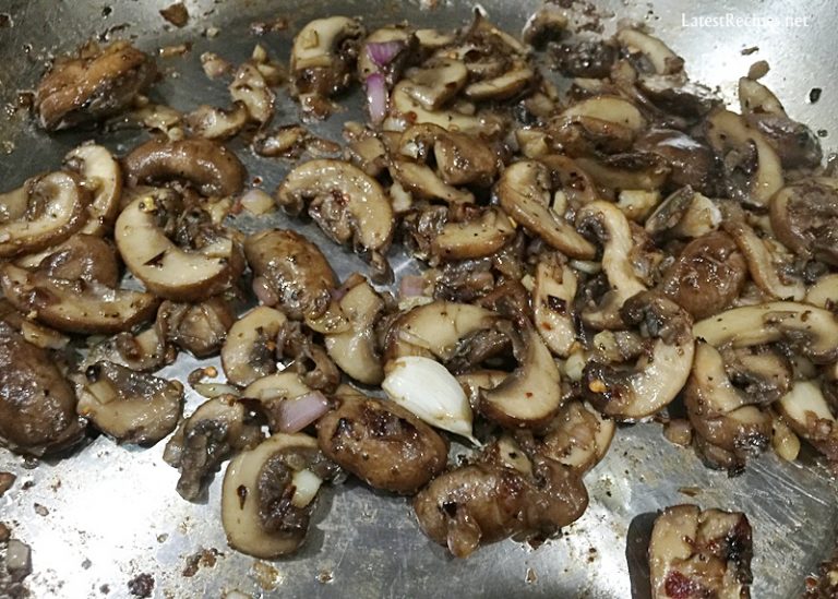 Creamy Mushroom & Truffle Oil Spaghetti